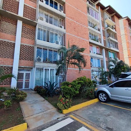 Apartamento Frente Al Aeropuerto De Maiquetía Extérieur photo