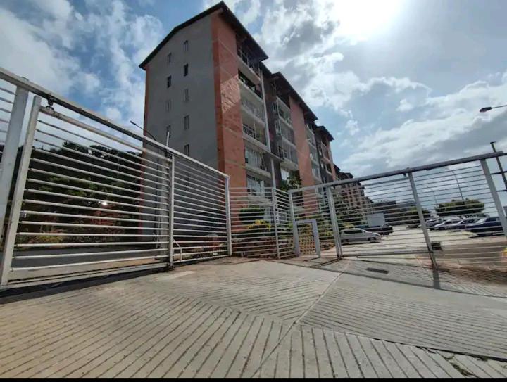 Apartamento Frente Al Aeropuerto De Maiquetía Extérieur photo